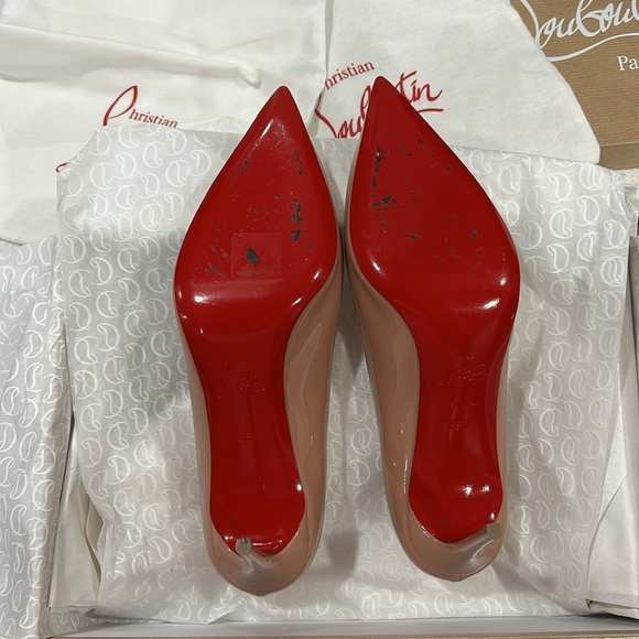 CHRISTIAN LOUBOUTIN
Kate 85 patent leather pumps - Picture 11 of 11